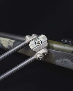 Backlanz: Backlanz Carbon Bipod - Notched w/Universal Mounting Bracket