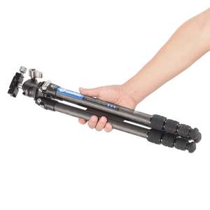Man Kung: Leofoto Carbon Tripod LS-224C with LH-25 Ballhead