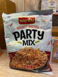 Wai Wai Noodles Bhujia Party Mix Chicken
