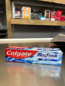 Others: Colgate MaxFresh 150g