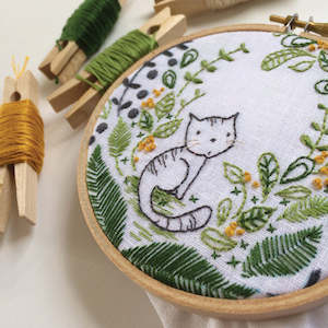 Embroidery Panels: Cinderberry: Purrfect Pattern & Pre-printed Linen