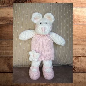 Knitting And Crochet Patterns Toys: Daisy Mouse Knitting Pattern