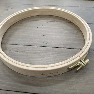 Hoops And Frames: Nurge Wide (2.4cm) Wooden Embroidery Hoop