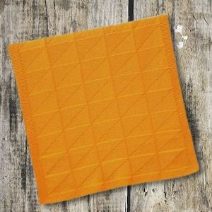 Knitting Patterns Homeware: Natural Star Tris Blanket Pattern