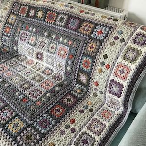 Kits: Beach Walk Blanket by Marion Mitchell - Handzon's Yarn Selection Pack