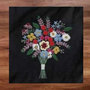 Embroidery Kits: Natty Notions DIY Embroidery Canvas Bags