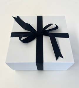 Accessories: Kererū Gift Box