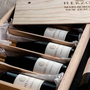 Herzog Merchandise: Exclusive Herzog Wooden Case