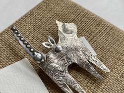 Frontpage: Vintage Silver Cat Brooch - Facing Right