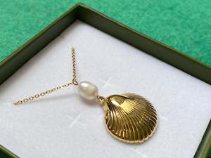 Products: Pamu Kaia Necklace