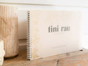 Books: Tuhi Tini Rau Tangihanga Book