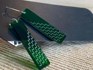 Nichola Te Kiri earrings - Poutama