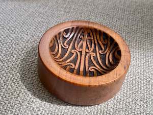 Wood: Rimu Ring Dish