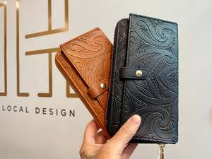 Gifts For Peeps: Miriama Grace Smith Purse