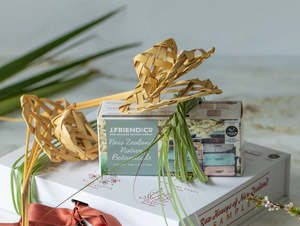Gifts For Peeps: NZ Botanicals Honey Collection