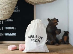 Kisses Hide and Seek Game