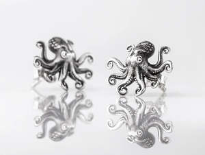 NVK Baby Kraken studs