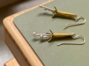 Earrings: Putiputi Flower Earrings