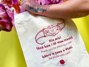 Hei Whakapiki Mauri Tote bag