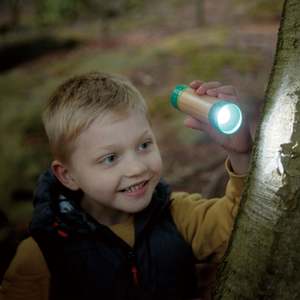Outdoor: Hape Hand-Powered Flashlight