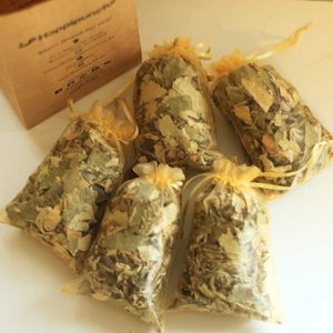 Spring and Summer footbath herbs - Happipuncture