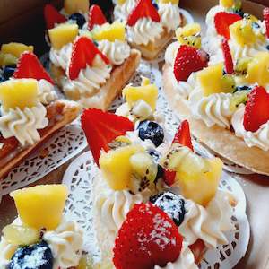 Available: Party Pack - Fruit Flower (8 Pieces) "Pre-order"