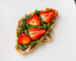 Takeaway Foods: Matcha Kiss Strawberry