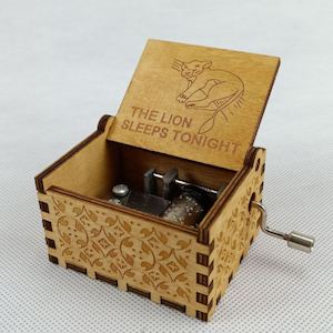 Lion Sleep tonight Music Box Hand Crank Carved Wooden Musical Box