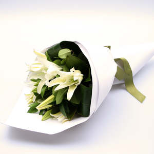Flowers: Lillie Bouquet