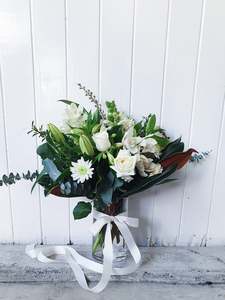 Beautiful Posy Vase - Fresh White