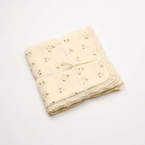 Organic Muslin Blanket Daisy with Lace - Over the Dandelions