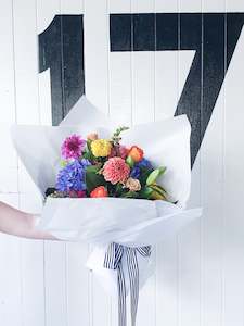 Get Well Soon: Bright Bouquet