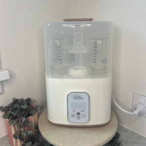 Smart Mum's Essential Kit - Pump, Sterilise & Feed