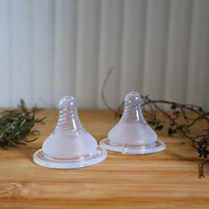 Anti-Colic Teat - 6 month Plus Flow - (2 Pack)