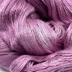 Darth Silk 2ply: Sweet Magnolia