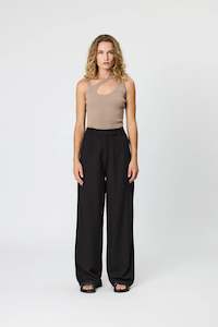 Literally Everything: Evie Tailored Pants - Black