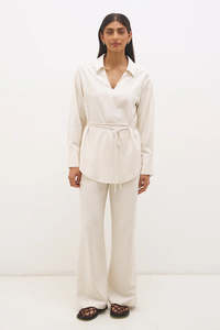 Essentials Womens: Mon Renn Elira Shirt Natural Fleck Cream