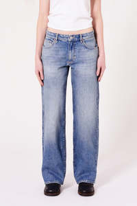Womens Demin Jeans: Neuw Daria Boyfriend Weekend Mid Vintage Indigo