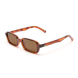 Essentials Accessories: Le specs Pilferer Toffee Tort
