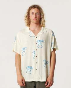 Critical Slide Mellow Resort SS Shirt Ecru