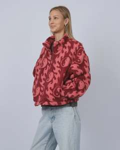 T C: T&C Wave Sherpa Fleece Ruby