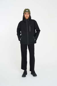 Size 8: Huffer Wmns Infinity Stormshell Jacket Black