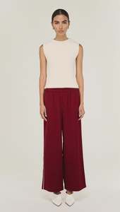 Size Xxl: Staple The Label Echo Mid Rise Relaxed Pant Red