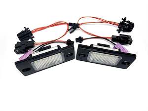 Exterior: LED LICENCE PLATE LIGHTS | PORSCHE