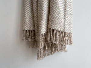 Audrey Throw - Camel/White