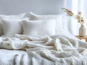 Bedding: Willow Coverlet Set - White