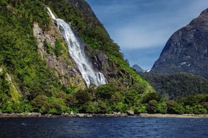 Quick & Easy Day Trip to Milford Sound from Queenstown