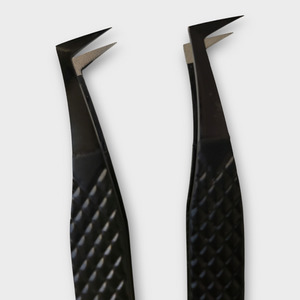 Products: Noir Axe Fibre Tip Tweezers Haus of Lash NZ
