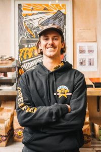 Merchandise: Havana Colour Star Hoodie