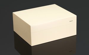 Products: Siglo 50-Stick Humidor Ivory White